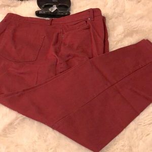 WOMEN’s Pants